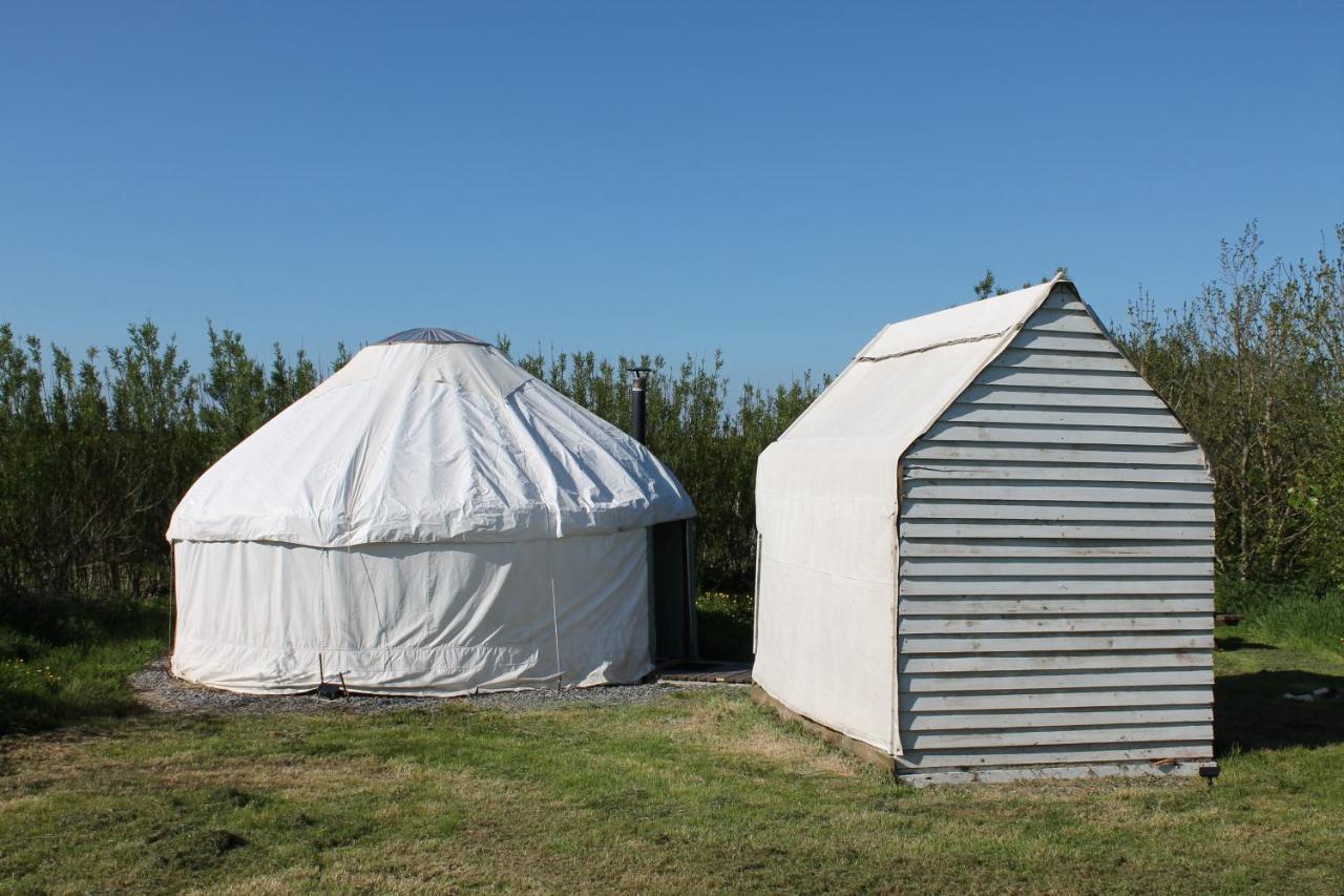 Mill Haven Place Glamping-Yurt 2 ฮาเวอร์ฟอร์ดเวสต์ ภายนอก รูปภาพ