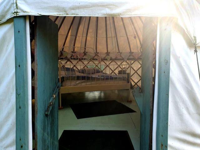 Mill Haven Place Glamping-Yurt 2 ฮาเวอร์ฟอร์ดเวสต์ ภายนอก รูปภาพ