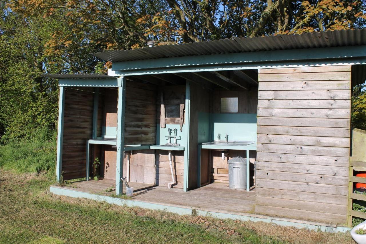 Mill Haven Place Glamping-Yurt 2 ฮาเวอร์ฟอร์ดเวสต์ ภายนอก รูปภาพ