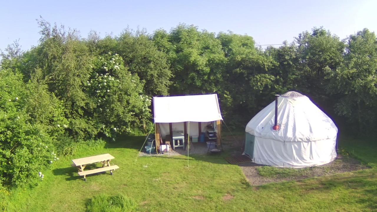 Mill Haven Place Glamping-Yurt 2 ฮาเวอร์ฟอร์ดเวสต์ ภายนอก รูปภาพ