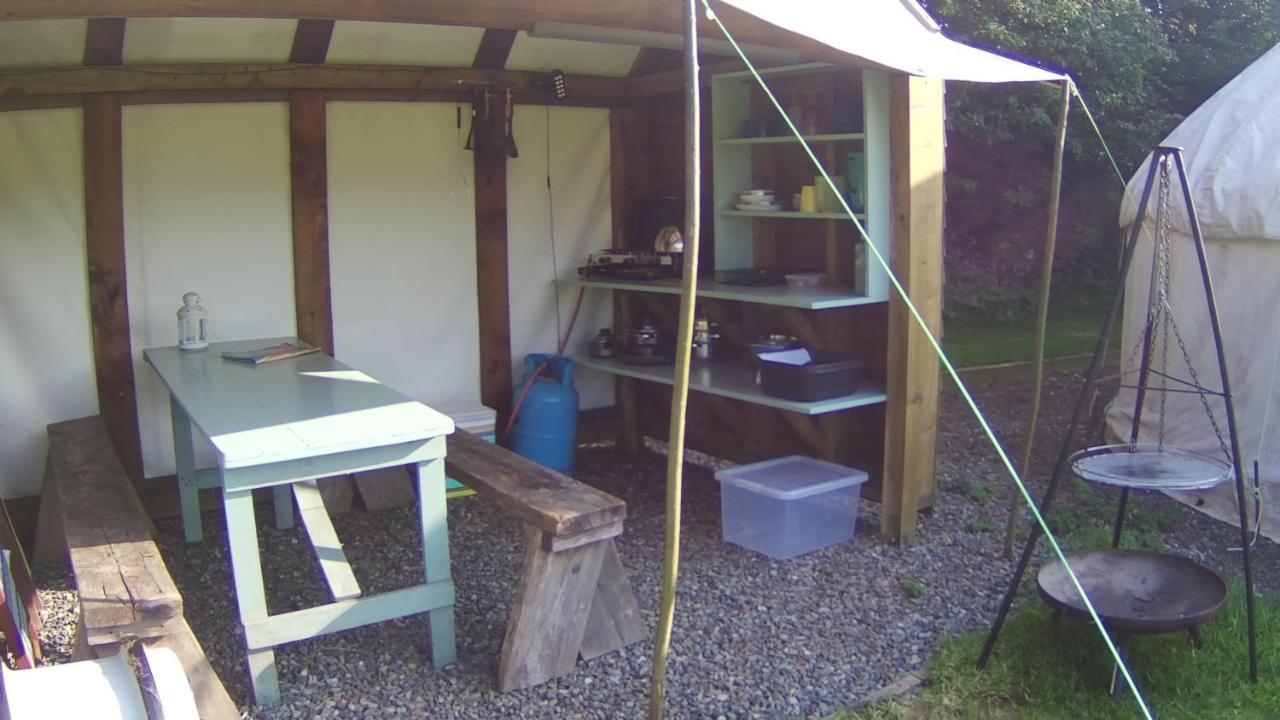 Mill Haven Place Glamping-Yurt 2 ฮาเวอร์ฟอร์ดเวสต์ ภายนอก รูปภาพ