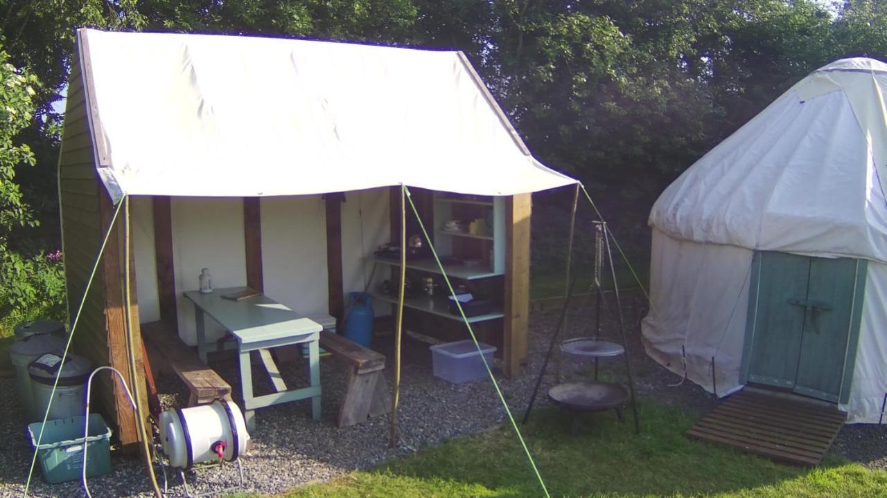 Mill Haven Place Glamping-Yurt 2 ฮาเวอร์ฟอร์ดเวสต์ ภายนอก รูปภาพ